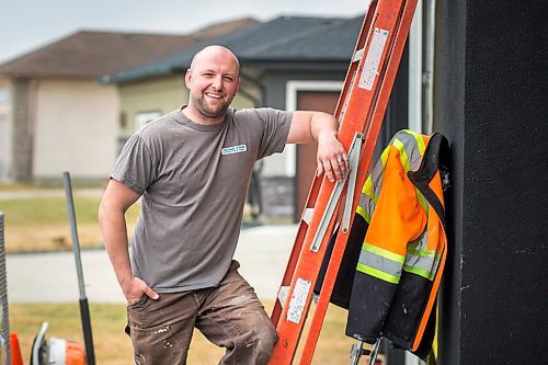 MIKAELA MACKENZIE / WINNIPEG FREE PRESS

Stephen Jenkyns, owner operator of Jenkyns Construction, poses for a portrait on a job site in Winnipeg on Tuesday, April 28, 2020. For Dan Lett story.

Winnipeg Free Press 2020