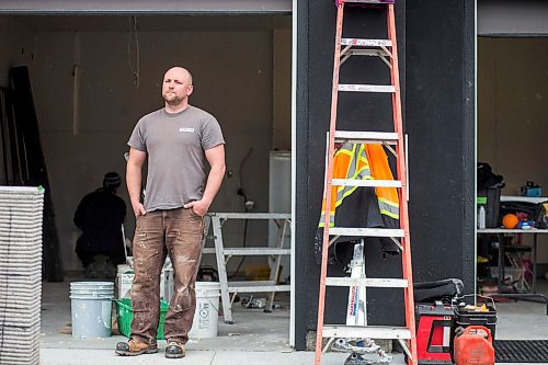 MIKAELA MACKENZIE / WINNIPEG FREE PRESS

Stephen Jenkyns, owner operator of Jenkyns Construction, poses for a portrait on a job site in Winnipeg on Tuesday, April 28, 2020. For Dan Lett story.

Winnipeg Free Press 2020