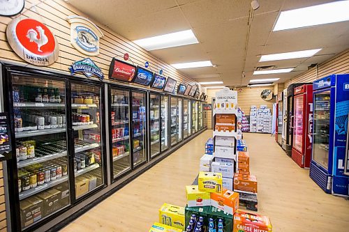 MIKAELA MACKENZIE / WINNIPEG FREE PRESS

The Norwood Hotel  Beer Store, which is experiencing beer shortages, in Winnipeg on Tuesday, April 28, 2020. They've had to unplug seven fridges because there isn't stock to fill them with. For Eva Wasney story.

Winnipeg Free Press 2020