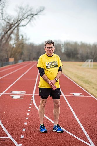 MIKAELA MACKENZIE / WINNIPEG FREE PRESS

Brian Mayes, City Councillor for St. Vital, poses for a portrait at the track at Victor Mager School in Winnipeg on Tuesday, April 28, 2020. Running is his top activity that's getting him through this pandemic. For Frances Koncan story.

Winnipeg Free Press 2020