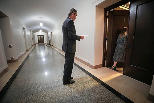RUTH BONNEVILLE  /  WINNIPEG FREE PRESS 

Local - Pallister Briefing

Manitoba Premier Brian Pallister pauses just prior to entering room 68 at the Legislative Building for the daily press conference onTuesday.

April 28th,  2020
