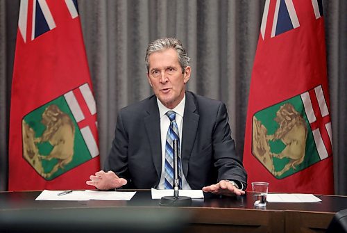 RUTH BONNEVILLE  /  WINNIPEG FREE PRESS 

Local - Pallister Briefing

Manitoba Premier Brian Pallister answers questions from the media after press conference at the Legislative Building Tuesday.

April 28th,  2020
