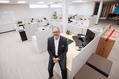 JOHN WOODS / WINNIPEG FREE PRESS
Marty Fisher, CEO of Sherpa Marketing, is photographed in his COVID empty office Tuesday, April 28, 2020. Sherpa is doing an adopt-a-business program where Serpa and other advertising/marketing companies in Winnipeg will adopt a business selected from on-line applications and provide about $500000 worth of services to help out a business that has been grounded by COVID.

Reporter: ?