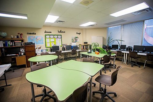 MIKAELA MACKENZIE / WINNIPEG FREE PRESS

An empty classroom at LiteracyWorks in Winnipeg on Tuesday, April 28, 2020. Newcomer families across the city are facing a tough task of staying on top of schoolwork without in-person tutors and English support. For Maggie Macintosh story.

Winnipeg Free Press 2020