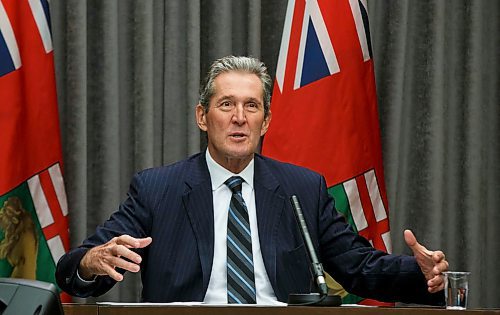 MIKE DEAL / WINNIPEG FREE PRESS
Premier Brian Pallister during his media conference in the Manitoba legislative building announcing his plan to start easing restrictions on businesses during the COVID-19 pandemic. 
200429 - Wednesday, April 29, 2020.