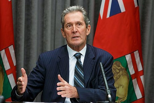 MIKE DEAL / WINNIPEG FREE PRESS
Premier Brian Pallister during his media conference in the Manitoba legislative building announcing his plan to start easing restrictions on businesses during the COVID-19 pandemic. 
200429 - Wednesday, April 29, 2020.