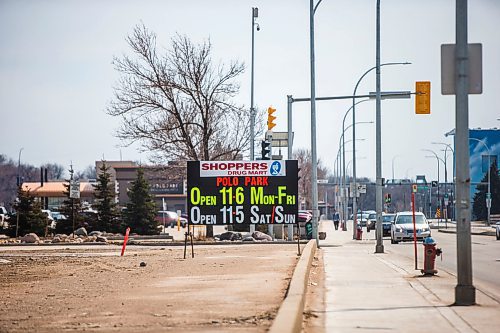 MIKAELA MACKENZIE / WINNIPEG FREE PRESS

Polo Park mall in Winnipeg on Thursday, April 30, 2020. For Ben Waldman story.

Winnipeg Free Press 2020