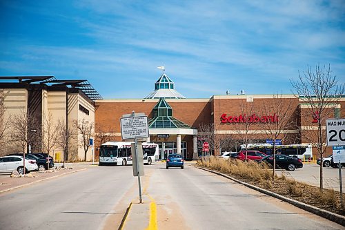 MIKAELA MACKENZIE / WINNIPEG FREE PRESS

Polo Park mall in Winnipeg on Thursday, April 30, 2020. For Ben Waldman story.

Winnipeg Free Press 2020