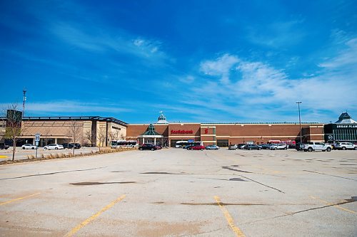 MIKAELA MACKENZIE / WINNIPEG FREE PRESS

Polo Park mall in Winnipeg on Thursday, April 30, 2020. For Ben Waldman story.

Winnipeg Free Press 2020