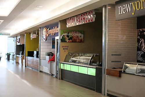 RUTH BONNEVILLE  /  WINNIPEG FREE PRESS 

Local - Polo Park 

The Food court remans closed on the first day of  Polo Park's re-opening Monday. 

Eva Wasney 
Reporter, Winnipeg Free Press

May 4th,  2020
