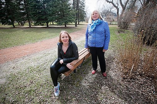 JOHN WOODS / WINNIPEG FREE PRESS
Tessa Blaikie Whitecloud and her mother Brenda Blaikie in Memorial Circle Park in Transcona Monday, May 4, 2020. The mother and daughter will be in a Mothers Day feature where Winnipeg women will honour their mothers, sharing wisdom and anecdotes about their mothers.

Reporter: Suderman