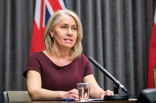 MIKAELA MACKENZIE / WINNIPEG FREE PRESS

Lanette Siragusa, chief nursing officer for Shared Health, speaks during the provinces latest COVID-19 update at the Manitoba Legislative Building in Winnipeg on Tuesday, May 5, 2020.

Winnipeg Free Press 2020