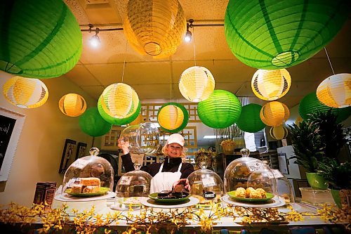 JOHN WOODS / WINNIPEG FREE PRESS
Barbara Rudiak, owner of the Chocolate Zen Bakery on Osborne, gets her shop ready for opening in the early hours in Winnipeg Wednesday, May 6, 2020. 

Reporter: Lett/Part of 24 hr life during COVID-19 project