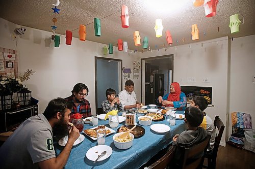 JOHN WOODS / WINNIPEG FREE PRESS
Urooj Danish and her family break their Ramadan fast with prayers and an iftar meal at sundown in her home Wednesday, May 6, 2020. 

Reporter: May/Part of 24 hr life during COVID-19 project