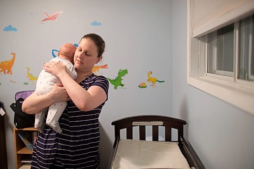 MIKAELA MACKENZIE / WINNIPEG FREE PRESS

Dawn McDonald and her six-week-old, Henry Sulkers, in their home in Winnipeg on Wednesday, May 6, 2020. For Leesa story.

Winnipeg Free Press 2020