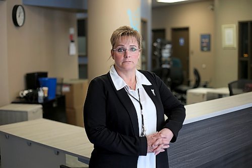 SHANNON VANRAES / WINNIPEG FREE PRESS
Daphne Penrose, the Manitoba Advocate for Children and Youth, is calling on the government to create programming to help children and youth affected by the COVID-19 pandemic. She was photographed at her Winnipeg office on May 7, 2020.