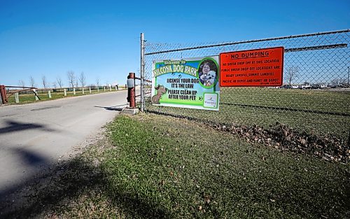 RUTH BONNEVILLE / WINNIPEG FREE PRESS


Local - Kilcona Dog Park 


Photo of sign going into Kilcona Dog Park.  For story about rabbit let loose.  

May 7th,  2020

