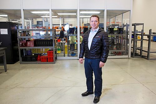 MIKE DEAL / WINNIPEG FREE PRESS
Martin Petrak CEO of Precision ADM, in front of the medical grade 3D printer facility. The company is manufacturing reusable N95 masks and Nasopharyngeal (NP) swabs for COVID-19 testing.
The province is planning to purchase up to one million made-in-Manitoba N95 reusable silicone masks, Central Services Minister Reg Helwer said in a news release today.
See DANIELLE story
200508 - Friday, May 08, 2020.