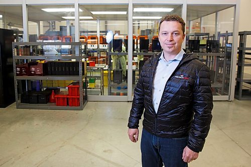 MIKE DEAL / WINNIPEG FREE PRESS
Martin Petrak CEO of Precision ADM, in front of the medical grade 3D printer facility. The company is manufacturing reusable N95 masks and Nasopharyngeal (NP) swabs for COVID-19 testing.
The province is planning to purchase up to one million made-in-Manitoba N95 reusable silicone masks, Central Services Minister Reg Helwer said in a news release today.
See DANIELLE story
200508 - Friday, May 08, 2020.