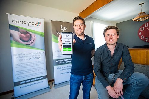 MIKAELA MACKENZIE / WINNIPEG FREE PRESS
Mike Rosenby (left) and Chad Rempel, partners in the Manitoba franchise of national barter network called BarterPay, pose for a portrait in Winnipeg on Friday, May 8, 2020. For Marty Cash story.
Winnipeg Free Press 2020