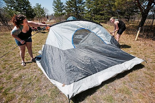 JOHN WOODS / WINNIPEG FREE PRESS
Melanie Crofford and daughter Lindsey set up a tent when they were out enjoying some camping in Birds Hill Park just north of Winnipeg Sunday, May 17, 2020. 

Reporter: Waldman