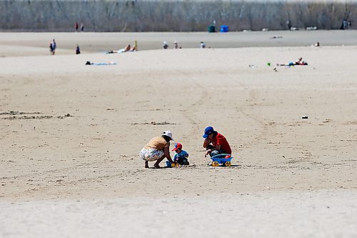 JOHN WOODS / WINNIPEG FREE PRESS
With little water in the lake there werent many people on the beach at Birds Hill Park just north of Winnipeg Sunday, May 17, 2020. 

Reporter: Waldman