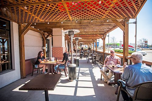 MIKAELA MACKENZIE / WINNIPEG FREE PRESS

The patio at Tavern United (Fort Garry location) in Winnipeg on Wednesday, May 20, 2020. For entertainment story.
Winnipeg Free Press 2020.