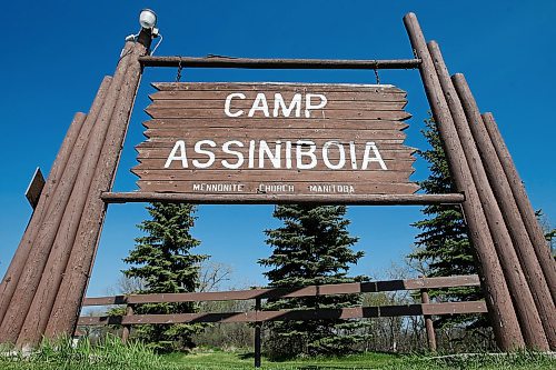 JOHN WOODS / WINNIPEG FREE PRESS
The gate remains open at Camp Assiniboia just west of Headingley Wednesday, May 20, 2020. The camp has cancelled overnight camps but hopes to stay open for day camps.

Reporter: Wasney