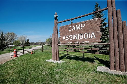 JOHN WOODS / WINNIPEG FREE PRESS
The gate remains open at Camp Assiniboia just west of Headingley Wednesday, May 20, 2020. The camp has cancelled overnight camps but hopes to stay open for day camps.

Reporter: Wasney