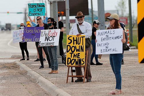 JOHN WOODS / WINNIPEG FREE PRESS
Horse race protestors rally outside Assiniboia Downs Monday, May 25, 2020. The Downs is opening their race season tonight with an empty grandstand. The races will be televised and online.

Reporter: Sawatzky
