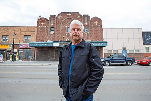 MIKE DEAL / WINNIPEG FREE PRESS
Jerry Olenko on Selkirk Avenue in front of the old Five Star Entertainment Theatre, Tuesday morning.
See David Sanderson story
200526 - Tuesday, May 26, 2020.