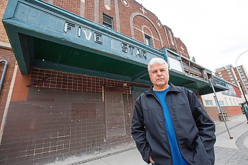 MIKE DEAL / WINNIPEG FREE PRESS
Jerry Olenko on Selkirk Avenue in front of the old Five Star Entertainment Theatre, Tuesday morning.
See David Sanderson story
200526 - Tuesday, May 26, 2020.