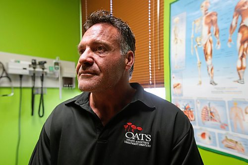 JOHN WOODS / WINNIPEG FREE PRESS
Dr. Murray Hoy of Opiate Addiction Treatment Services was attacked by someone in his Pembina Ave clinic and was photographed in his Main St clinic Wednesday, May 27, 2020. 

Reporter: Thorpe