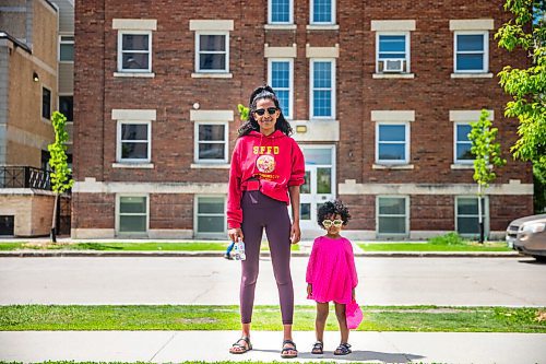 MIKAELA MACKENZIE / WINNIPEG FREE PRESS

Leah Aidiu poses for a portrait with her niece, Maki (two), after talking to a reporter about race, skin colour, and discrimination at Central Park in Winnipeg on Tuesday, June 2, 2020. For Malak Abas story.
Winnipeg Free Press 2020.