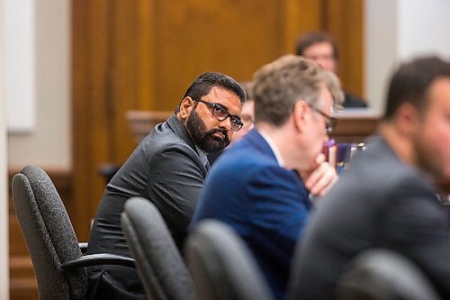 MIKAELA MACKENZIE / WINNIPEG FREE PRESS

Mintu Sandhu, MLA for the Maples, listens at the Standing Committee on Crown Corporations at the Manitoba Legislative Building in Winnipeg on Thursday, June 4, 2020. For Larry Kusch story.
Winnipeg Free Press 2020.