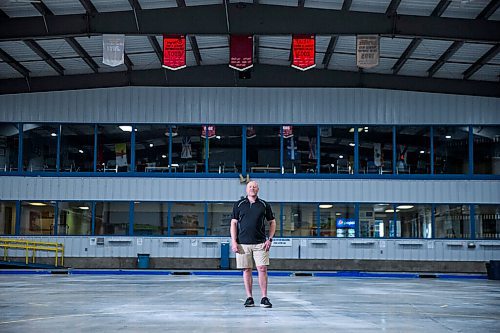 MIKAELA MACKENZIE / WINNIPEG FREE PRESS

Fort Garry Curling Club president Darren Needham poses for a portrait in the empty ice shed in Winnipeg on Thursday, June 4, 2020. For Jay Bell story.
Winnipeg Free Press 2020.