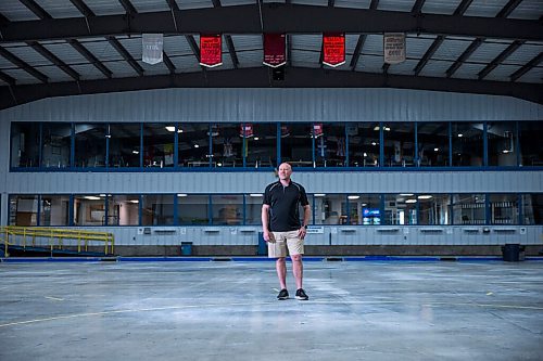 MIKAELA MACKENZIE / WINNIPEG FREE PRESS

Fort Garry Curling Club president Darren Needham poses for a portrait in the empty ice shed in Winnipeg on Thursday, June 4, 2020. For Jay Bell story.
Winnipeg Free Press 2020.