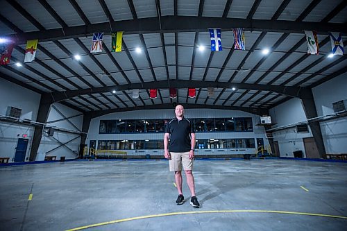 MIKAELA MACKENZIE / WINNIPEG FREE PRESS

Fort Garry Curling Club president Darren Needham poses for a portrait in the empty ice shed in Winnipeg on Thursday, June 4, 2020. For Jay Bell story.
Winnipeg Free Press 2020.