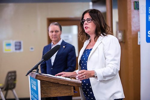 MIKAELA MACKENZIE / WINNIPEG FREE PRESS

Families minister Heather Stefanson speaks to media before an announcement of funding for supportive recovery housing at Siloam Mission in Winnipeg on Wednesday, June 10, 2020. For Malak Abas story.
Winnipeg Free Press 2020.