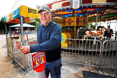 JOHN WOODS / WINNIPEG FREE PRESS
Randy Saluk, owner of Tinkertown, has set up distancing signs at his amusement park  in Winnipeg Thursday, June 11, 2020. Permanent amusement parks will be allowed to open in phase 3 of COVID-19 reopening which is scheduled for June 21.