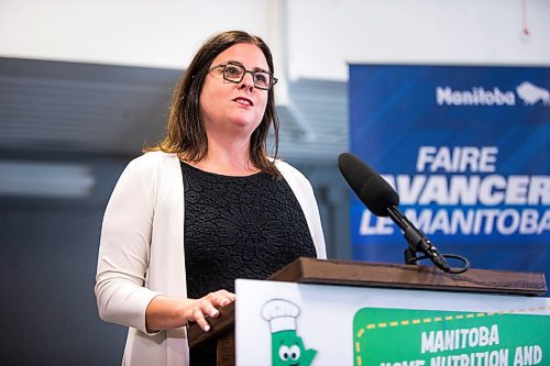 MIKAELA MACKENZIE / WINNIPEG FREE PRESS

Families Minister Heather Stefanson announces a new nutrition program at the Ma Mawi Centre in Winnipeg on Monday, June 15, 2020. For Kellen story.
Winnipeg Free Press 2020.