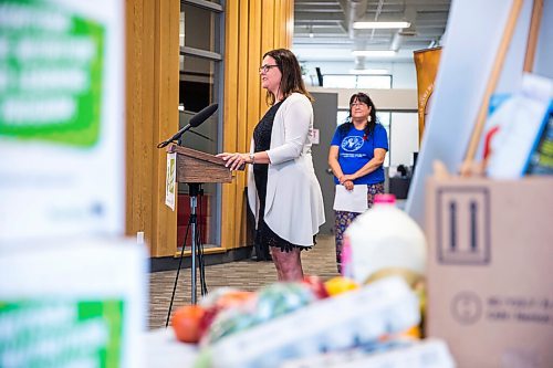 MIKAELA MACKENZIE / WINNIPEG FREE PRESS

Families Minister Heather Stefanson announces a new nutrition program at the Ma Mawi Centre in Winnipeg on Monday, June 15, 2020. For Kellen story.
Winnipeg Free Press 2020.