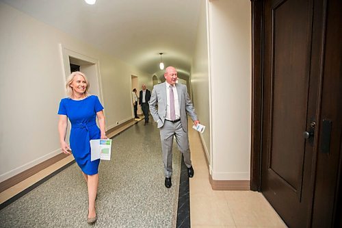 MIKAELA MACKENZIE / WINNIPEG FREE PRESS

Dr. Brent Roussin, chief provincial public health officer, and Lanette Siragusa, chief nursing officer for Shared Health, walk to room 68 before doing the provinces latest COVID-19 update at the Manitoba Legislative Building in Winnipeg on Monday, June 15, 2020. For Carol Sanders story.
Winnipeg Free Press 2020.