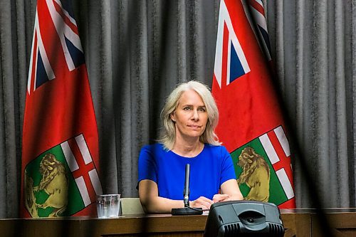 MIKAELA MACKENZIE / WINNIPEG FREE PRESS

Lanette Siragusa, chief nursing officer for Shared Health, speaks during the provinces latest COVID-19 update at the Manitoba Legislative Building in Winnipeg on Monday, June 15, 2020. For Carol Sanders story.
Winnipeg Free Press 2020.