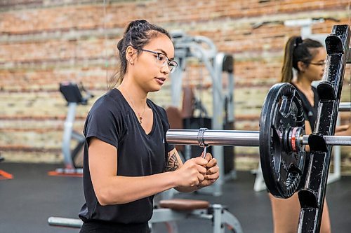 MIKAELA MACKENZIE / WINNIPEG FREE PRESS

Victoria Chandara, MORFIT gym member, works out at the gym in Winnipeg on Monday, June 15, 2020. For Malak Abas story.
Winnipeg Free Press 2020.