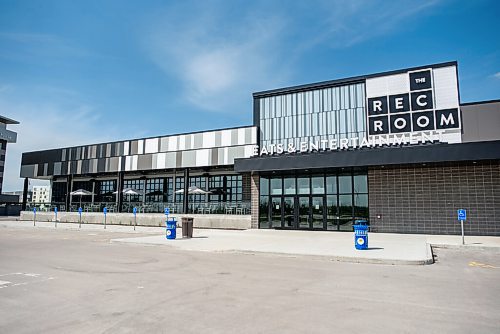 JESSE BOILY  / WINNIPEG FREE PRESS
Rec Room on Sterling Lyon Pkwy prepares to open its doors. Rec Room is slowly phasing their opening with the patio first. Monday, June 15, 2020.
Reporter: Randall King