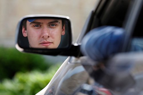 JOHN WOODS / WINNIPEG FREE PRESS
Trent Zalitach, 16, is photographed outside his home Monday, June 15, 2020. Zalitach was one of the first Manitobans to get his drivers license today after a three month shutdown due to COVID-19 restrictions.

Reporter: Rollason