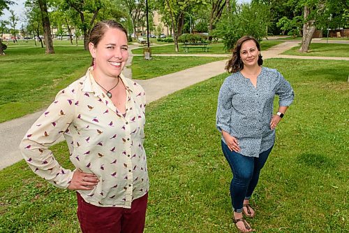 JESSE BOILY  / WINNIPEG FREE PRESS
Laura Tyler, left, and Alara Matsyk of Sustainable Building Manitoba, an organization that advocates and promotes sustainable building practices in the province, pose for a portrait at Vimey Ridge Park on Tuesday. Tuesday, June 16, 2020.
Reporter: Aaron Epp