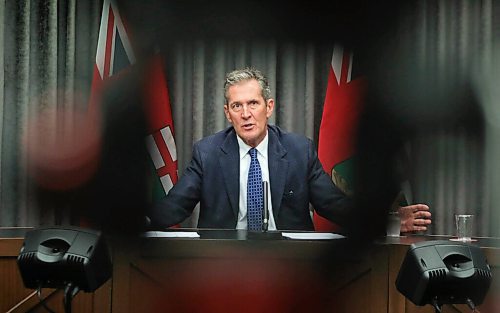 RUTH BONNEVILLE / WINNIPEG FREE PRESS

Local - Palliister Presser

Premier Brian Pallister answers questions from the media during news conference at the Legislative Building on Thursday.



June 18,  2020