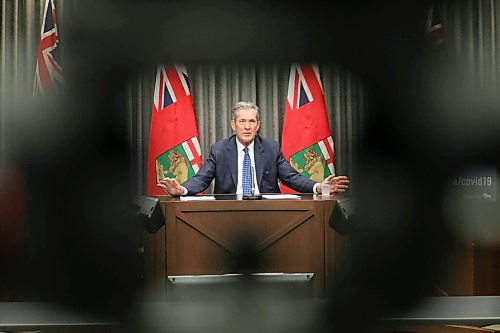 RUTH BONNEVILLE / WINNIPEG FREE PRESS

Local - Palliister Presser

Premier Brian Pallister answers questions from the media during news conference at the Legislative Building on Thursday.



June 18,  2020